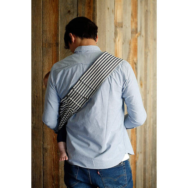P-6-BETA-BBYCME-LS1-Betta Baby Carrier Carry me! London Stripes Navy.jpg