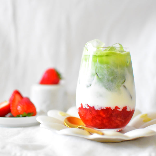 strawberry matcha latte