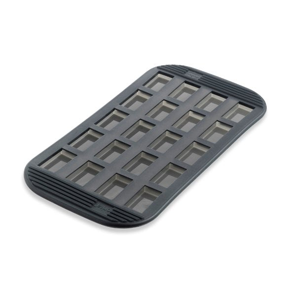 Moule silicone 20 mini-financiers Mastrad - Mathon - 1