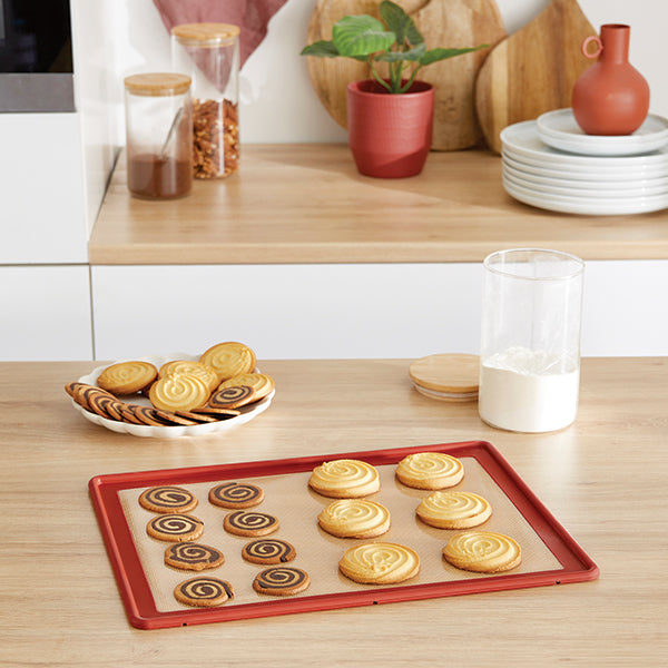 Lot tapis plaque de cuisson 39,7 x 29,5 cm et 4 cercles à tarte perforés 8 cm Mathon - Mathon - 2