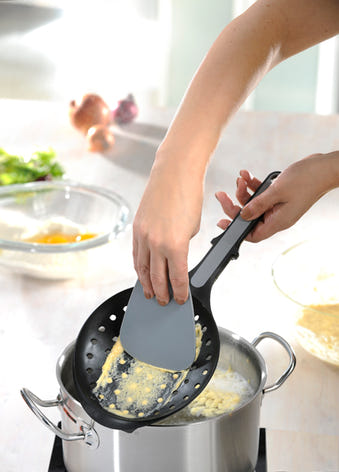 Cuillère à spaetzle Gefu - Mathon - 2