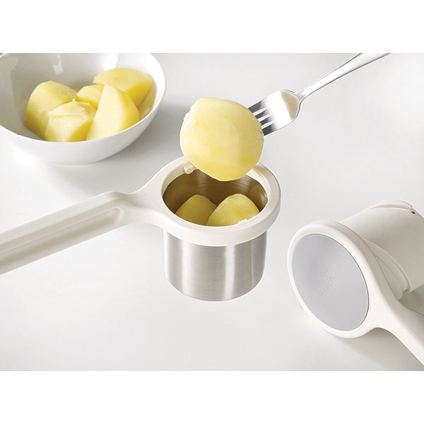 Presse purée Helix Joseph Joseph - Mathon - 4