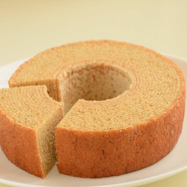 Yanagawa-Gluten-Free-Milk-Jam-Rice-Flour-Baumkuchen-Cake-1-Piece-2-2025-04-30T03:31:45.731Z.jpg