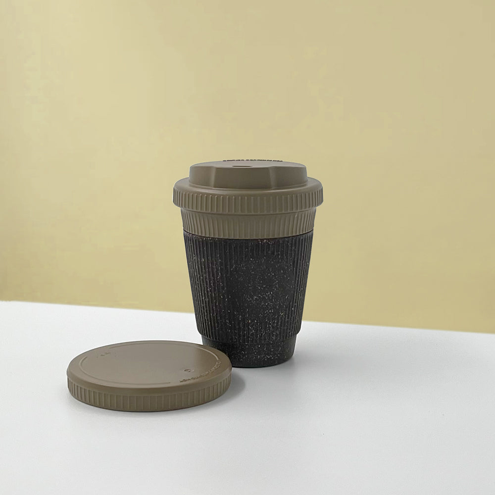 thermos tasse à café en marc de café recyclé - 250ml couleur cardomom